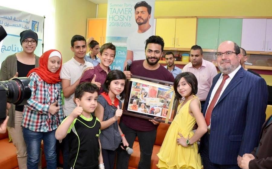 سمو الأميرة غيداء طلال تستقبل الفنان المصري تامر حسني في مركز الحسين للسرطان 